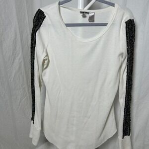 Women's thermal long sleeve top by BKE the Buckle white / black sleeves size L